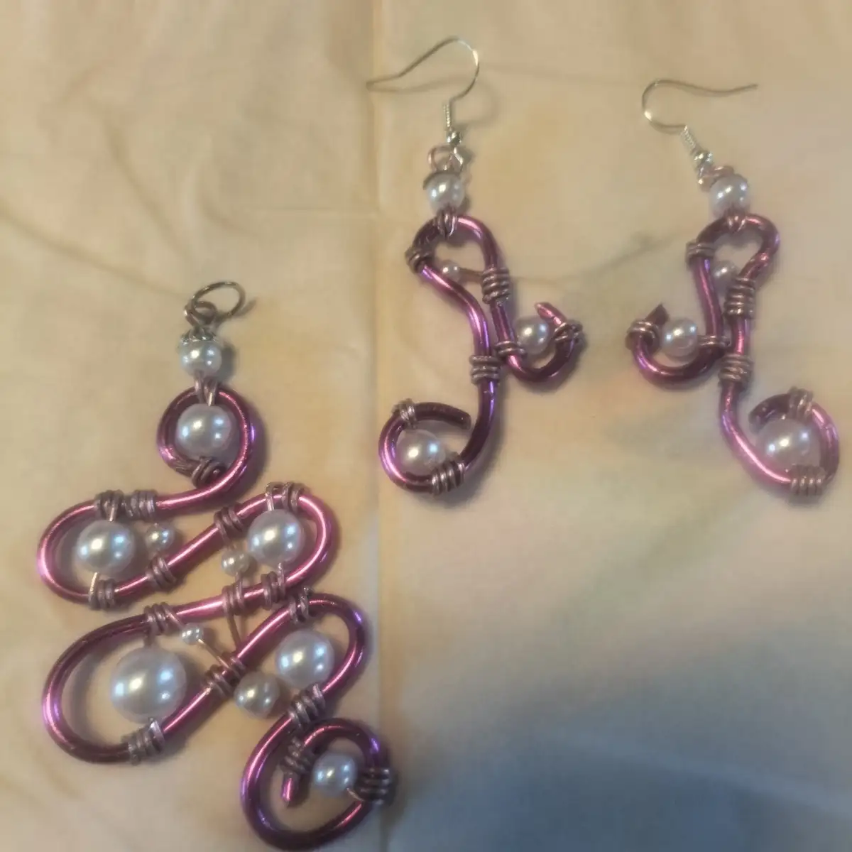 Parure en perle rose