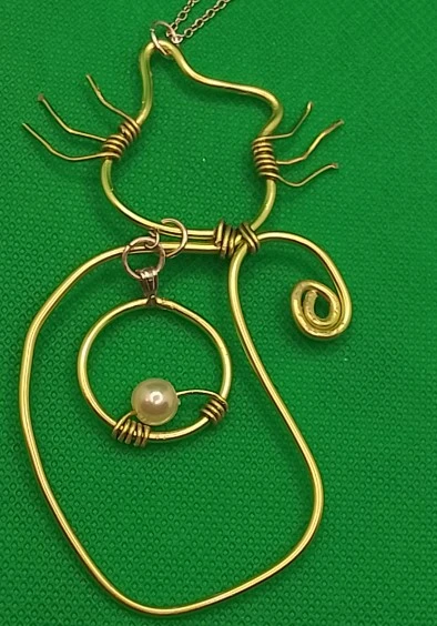 Le Félin de Fil Doré