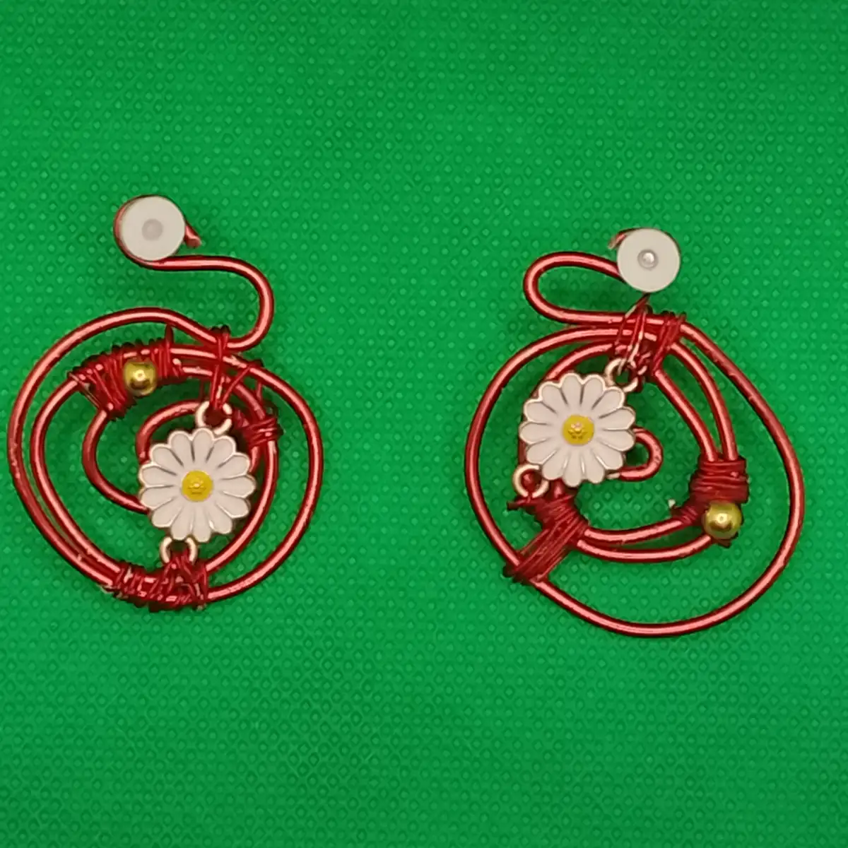 Spirales Rouges et Fleurs