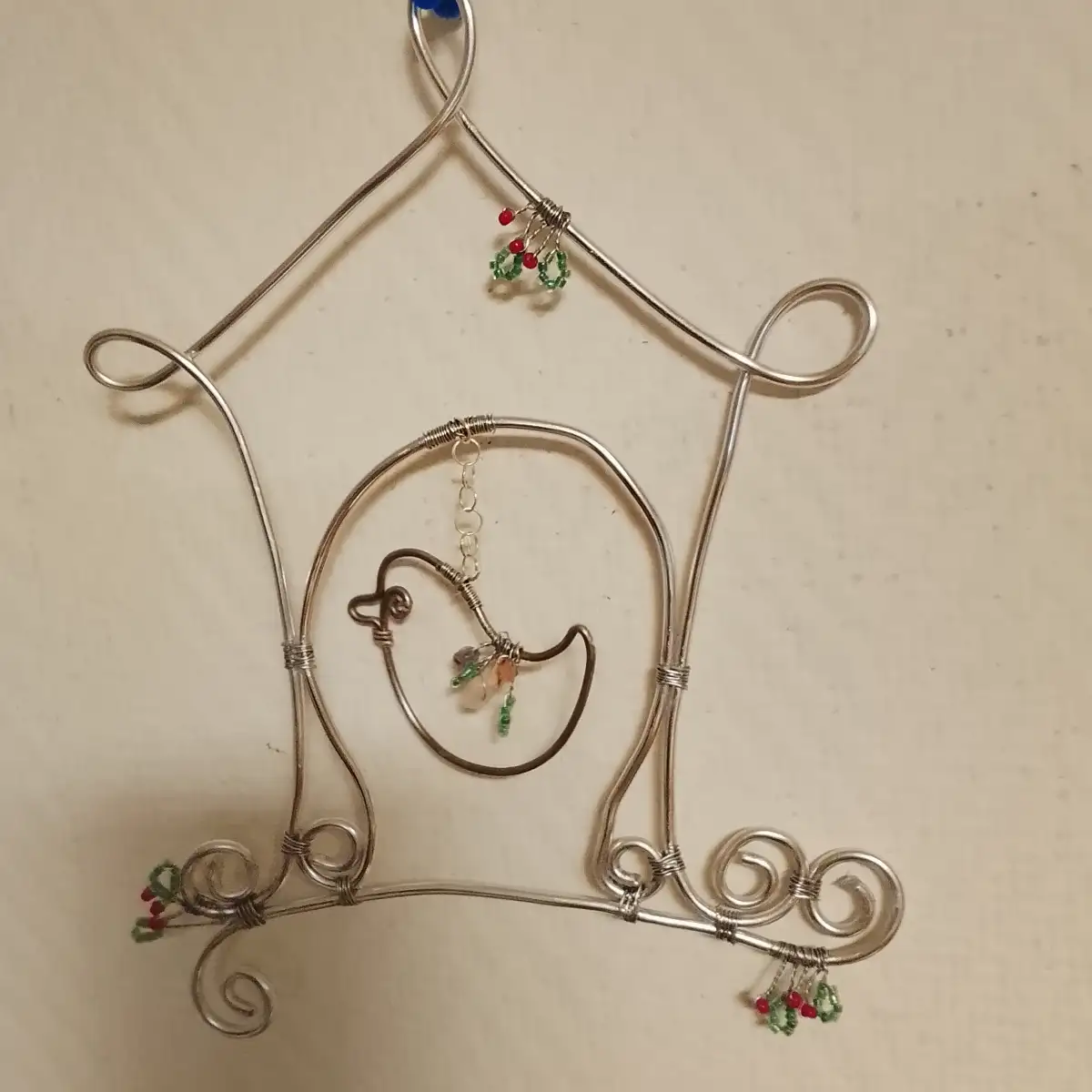 L'Oiseau dans son Nichoir