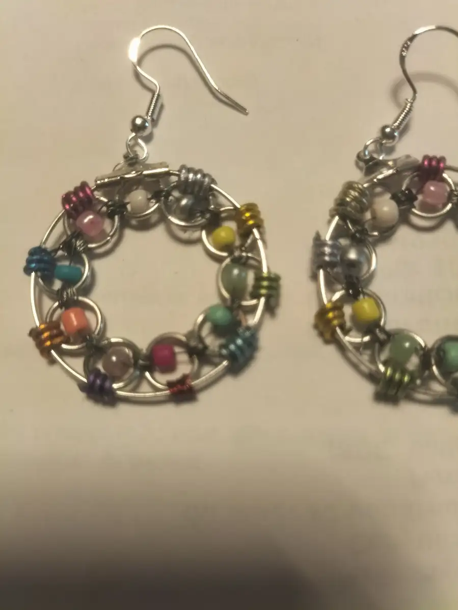 Créoles Arc-en-Ciel Enroulées"