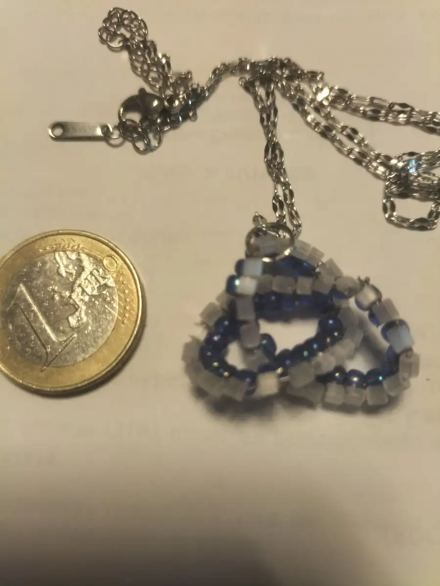 Nœud de l'Amour Perlée rose fushia et blanc